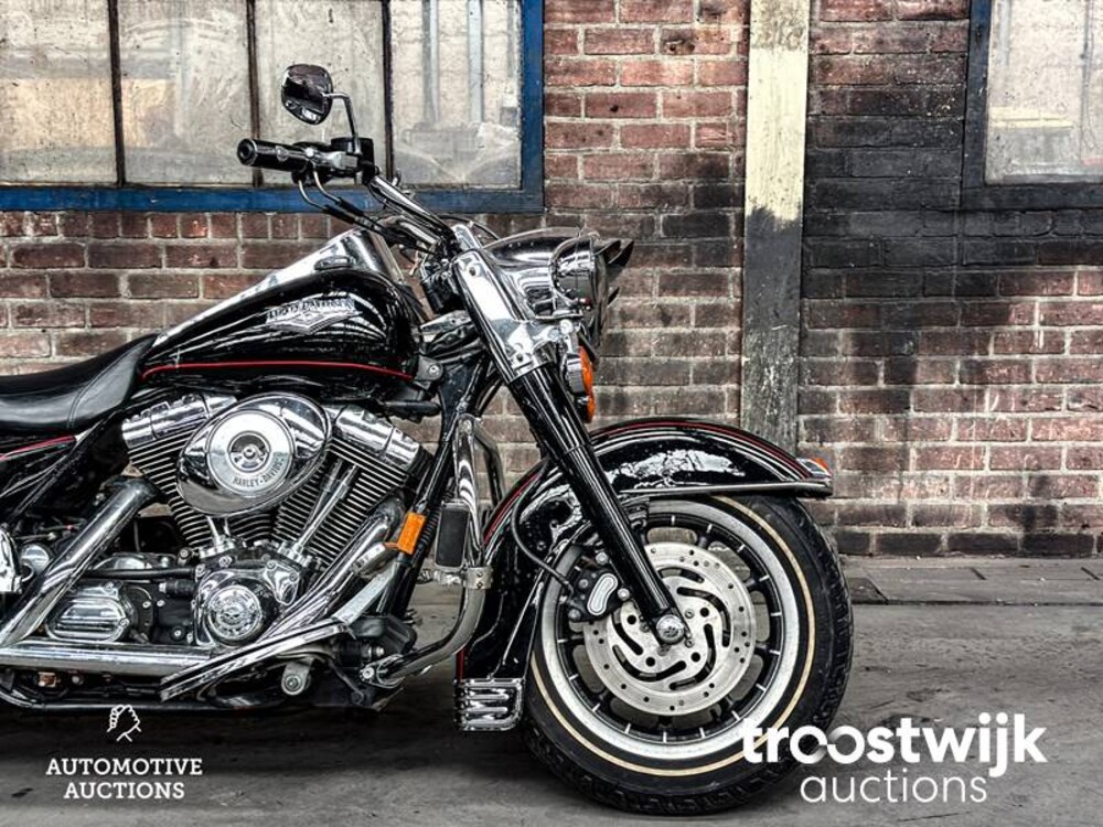 Harley-Davidson Road King FLHR Cruiser 1450cc 67pk 2004 Motorfiets 