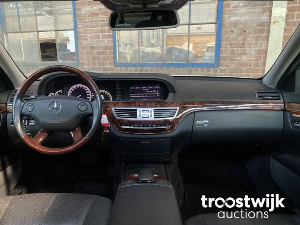 Mercedes-Benz S500L 5.5 V8 388hp 2006 Lorinser -Youngtimer-