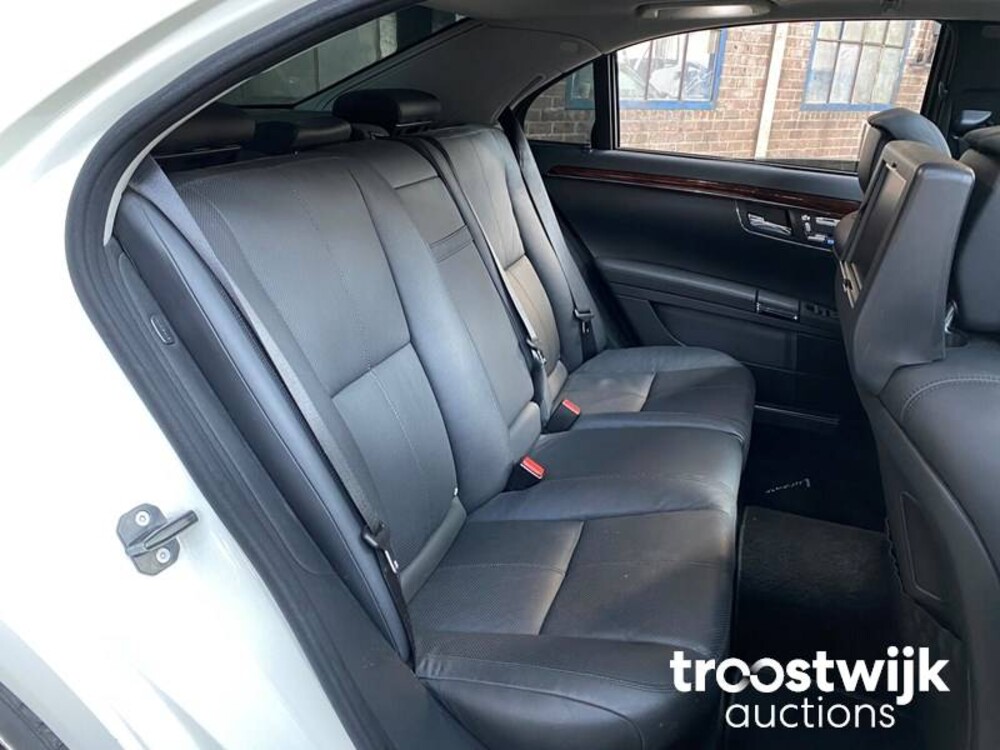 Mercedes-Benz S500L 5.5 V8 388hp 2006 Lorinser -Youngtimer-