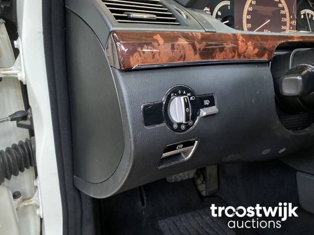 Mercedes-Benz S500L 5.5 V8 388hp 2006 Lorinser -Youngtimer-