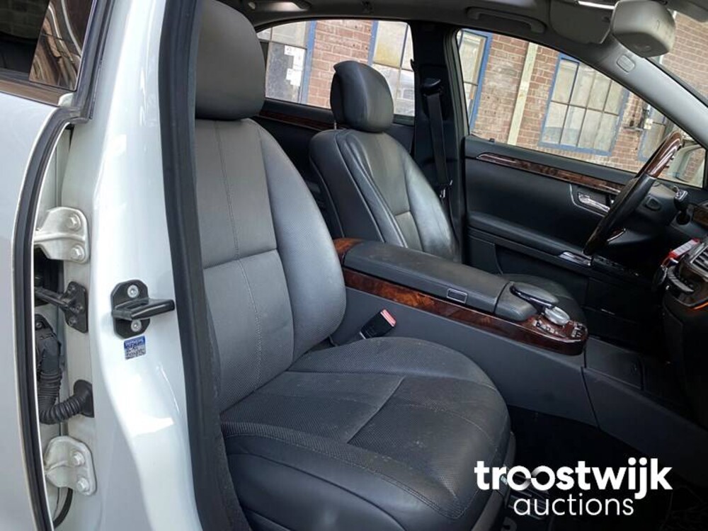 Mercedes-Benz S500L 5.5 V8 388hp 2006 Lorinser -Youngtimer-