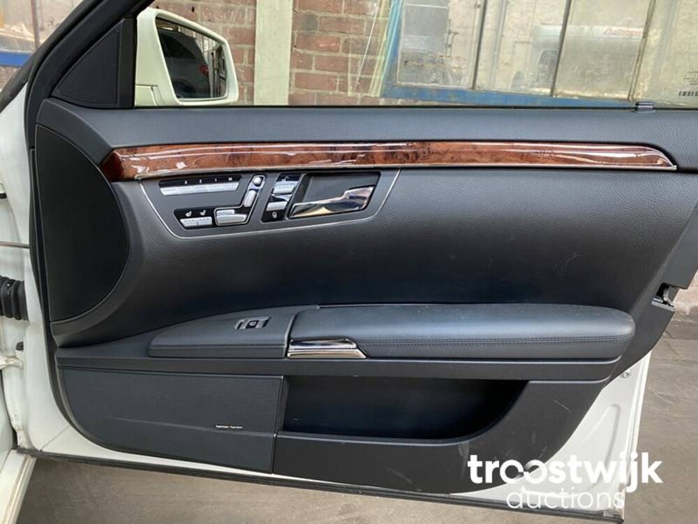Mercedes-Benz S500L 5.5 V8 388hp 2006 Lorinser -Youngtimer-