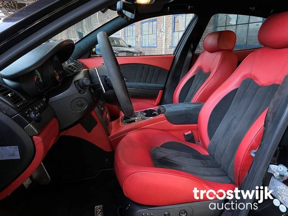 Maserati Quattroporte 4.2 V8 Sport GT S 401hp 2008