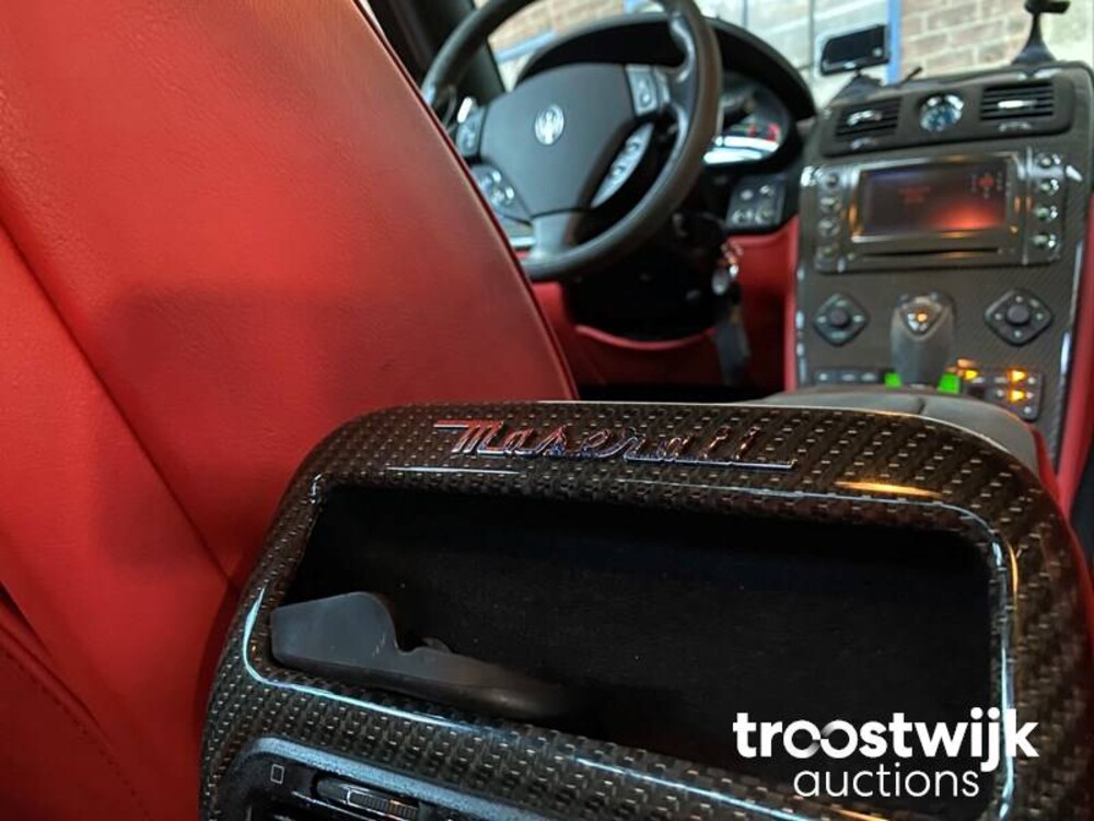 Maserati Quattroporte 4.2 V8 Sport GT S 401hp 2008