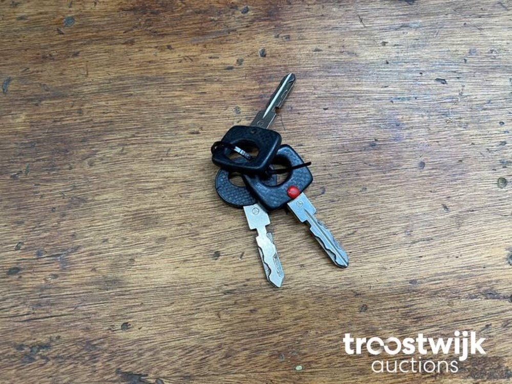 Mercedes-Benz 380 SEC 204pk 1985 S-klasse, 57-LZB-9