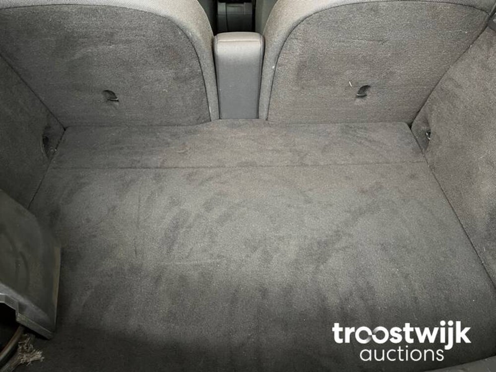 Volvo C30 1.6D Kinetic 109pk 2008, 1-XSH-26