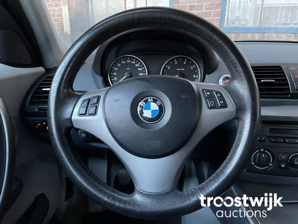 BMW 116i High Executive 116hp 2005 1-Series, 75-RK-JD