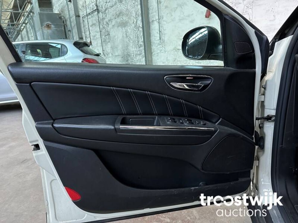 Lancia Delta 1.4-16V Argento 150pk 2008, G-012-LX