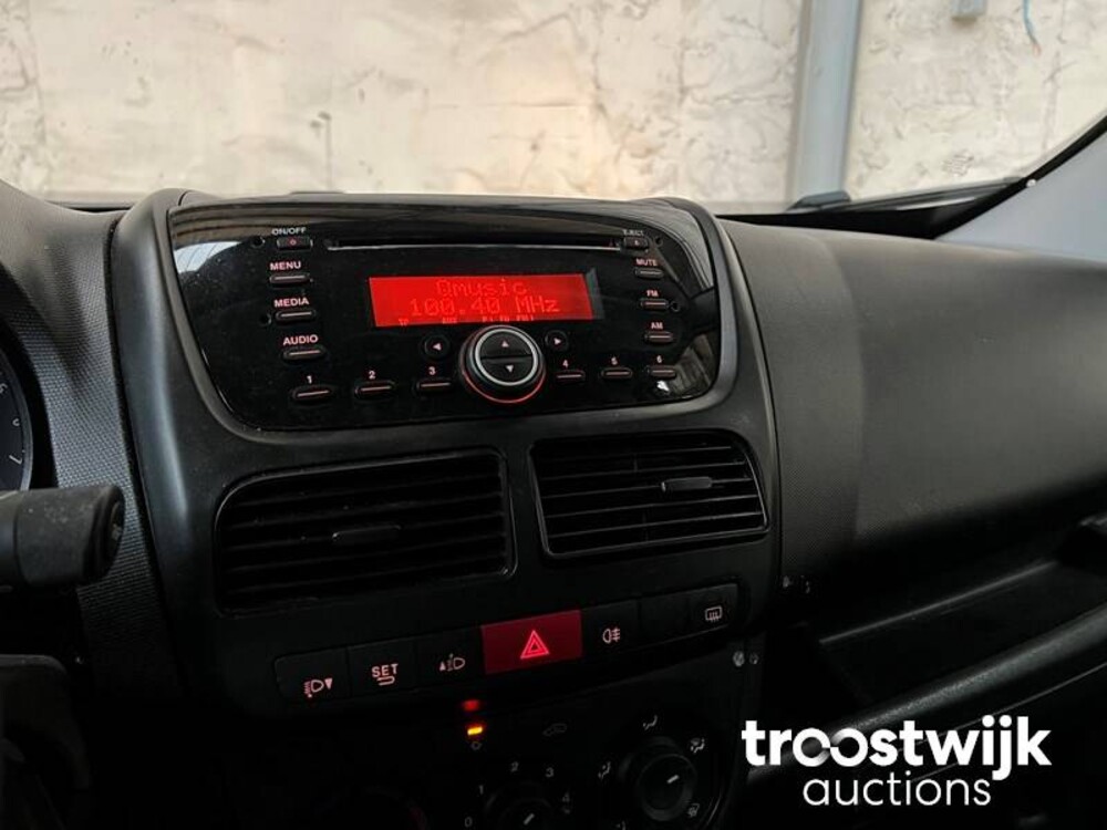 Opel Combo 1.6 CDTi L2H1 Edit. 105PS 2016, -Orig.NL-, V-439-BP