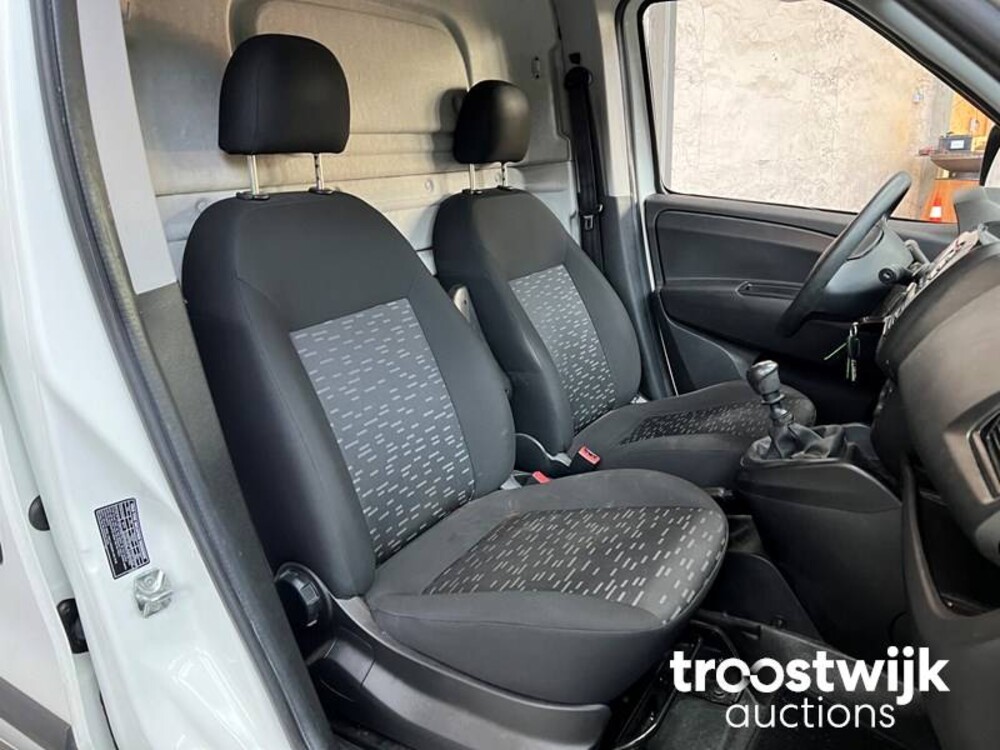 Opel Combo 1.6 CDTi L2H1 Edit. 105PS 2016, -Orig.NL-, V-439-BP