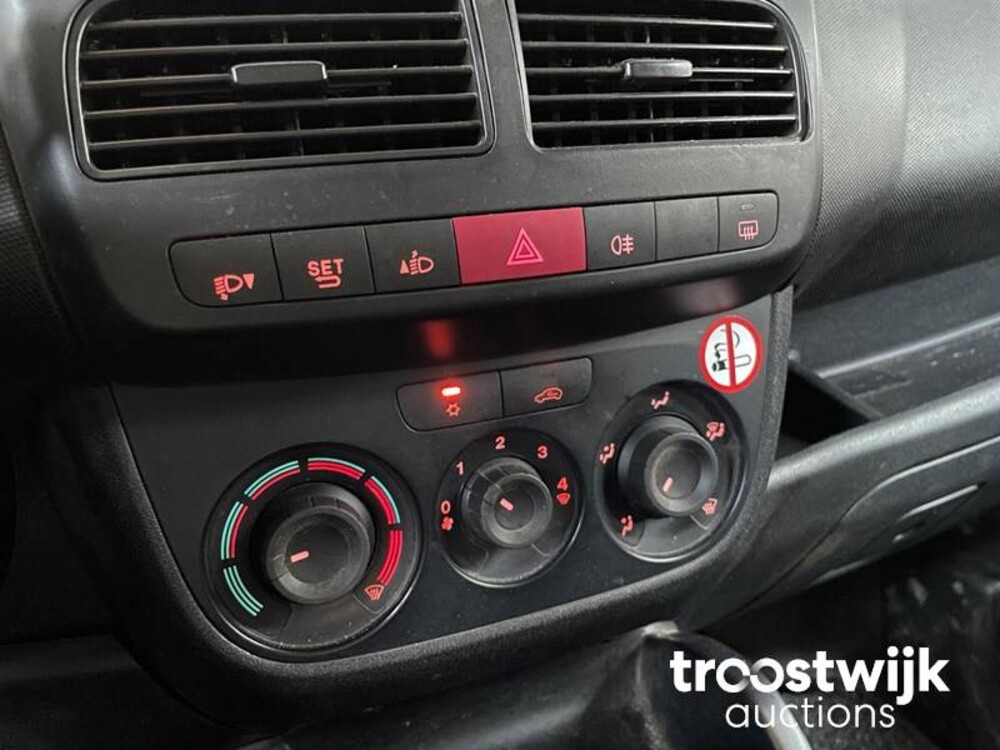 Opel Combo 1.6 CDTi L1H1 Edit. 105PS 2017, -Orig.NL-, V-156-FX