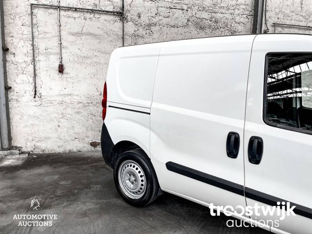 Opel Combo 1.6 CDTi L1H1 Edit. 105PS 2017, -Orig.NL-, V-156-FX