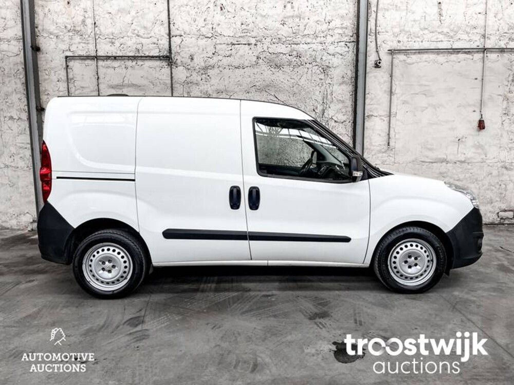 Opel Combo 1.6 CDTi L1H1 Edit. 105PS 2017, -Orig.NL-, V-156-FX