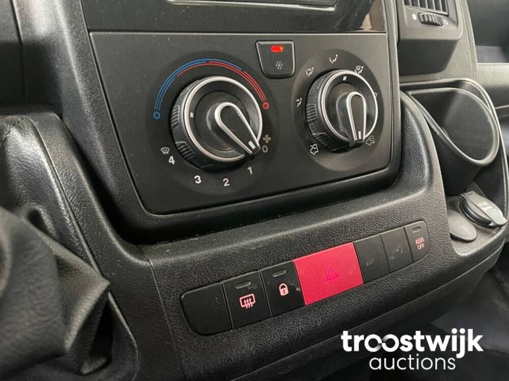 Peugeot Boxer 330 2.0 HDI L1H1 Pre 110pk 2017, -Orig.NL-, V-082-GR