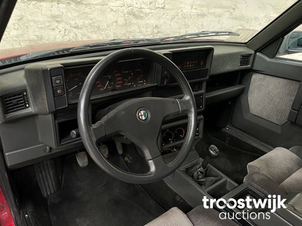 Alfa Romeo 75 Turbo 1.8 AMERICA 155 PS 1988, LP-FJ-88