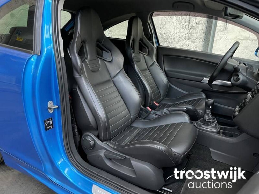 Opel Corsa OPC 1.6-16V Turbo 192pk 2010, XV-826-F