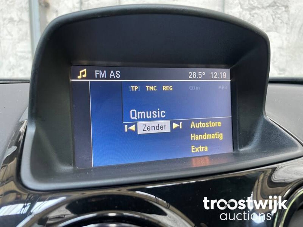 Opel Corsa OPC 1.6-16V Turbo 192pk 2010, XV-826-F