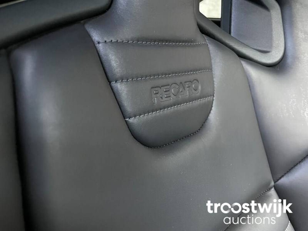 Opel Corsa OPC 1.6-16V Turbo 192pk 2010, XV-826-F