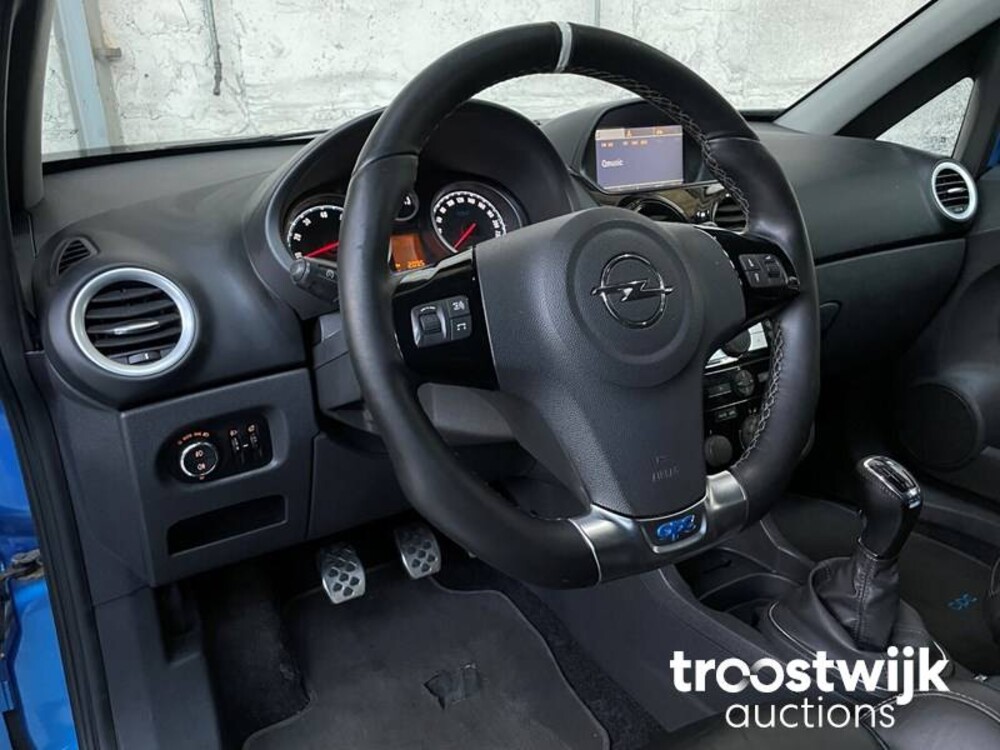 Opel Corsa OPC 1.6-16V Turbo 192pk 2010, XV-826-F