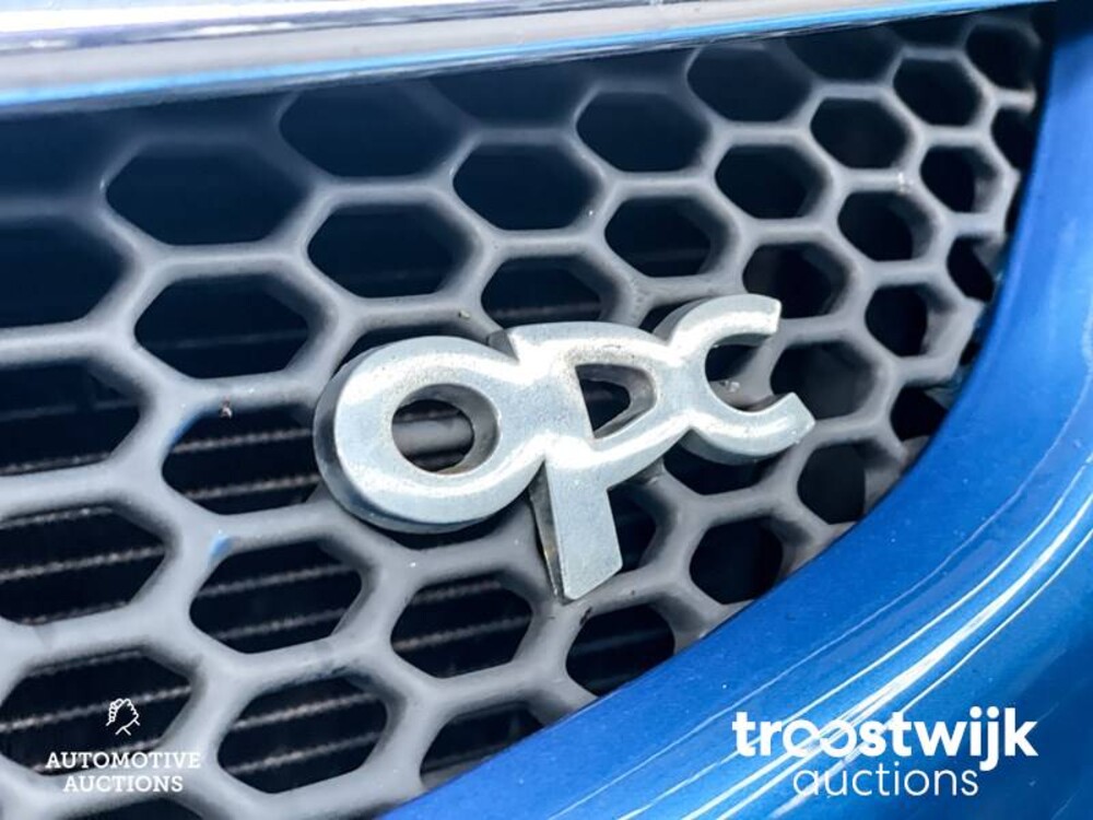 Opel Corsa OPC 1.6-16V Turbo 192pk 2010, XV-826-F