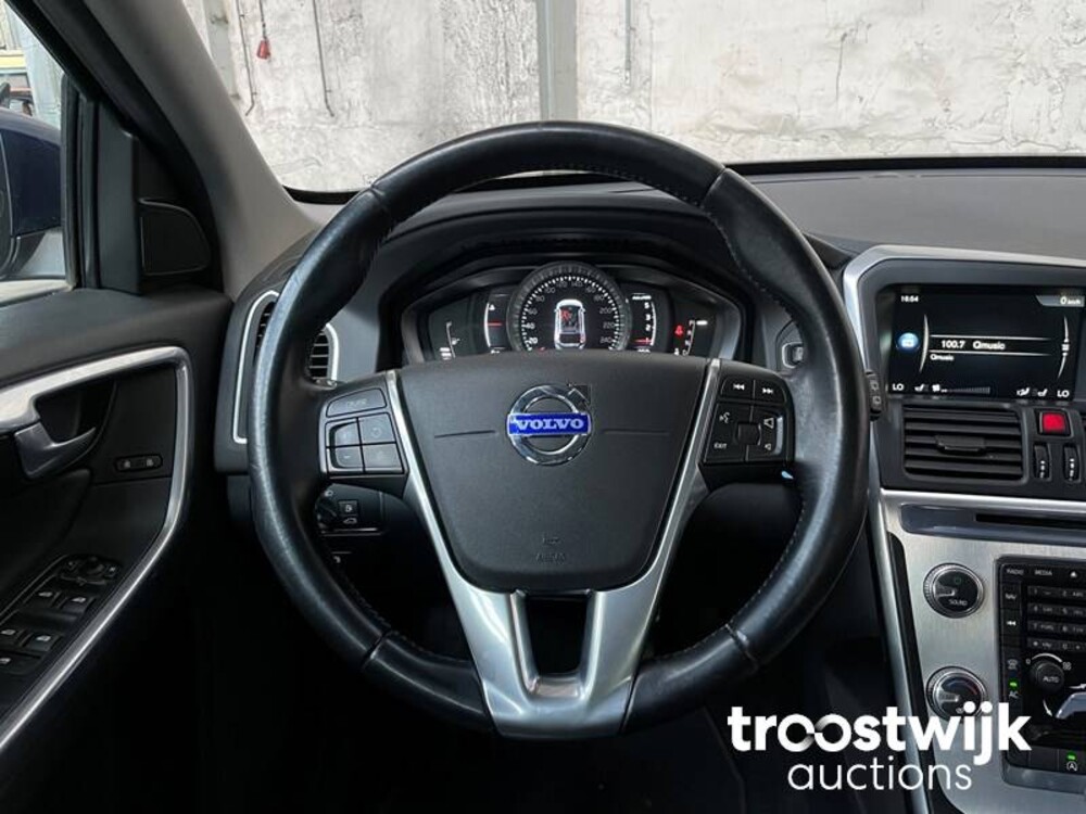 Volvo XC60 2.0 D4 FWD Ocean Race 181pk 2015, H-860-NR