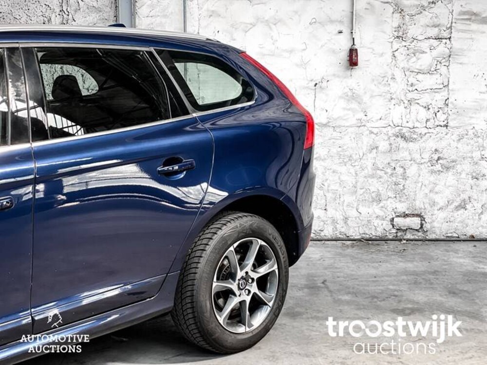 Volvo XC60 2.0 D4 FWD Ocean Race 181pk 2015, H-860-NR