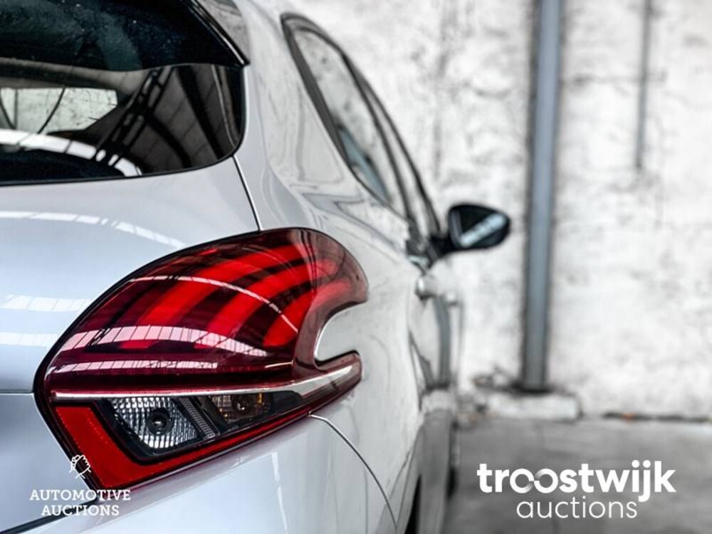 Peugeot 208 1.2 PureTech Active 82PS 2015, -Orig.NL-, HF-598-F