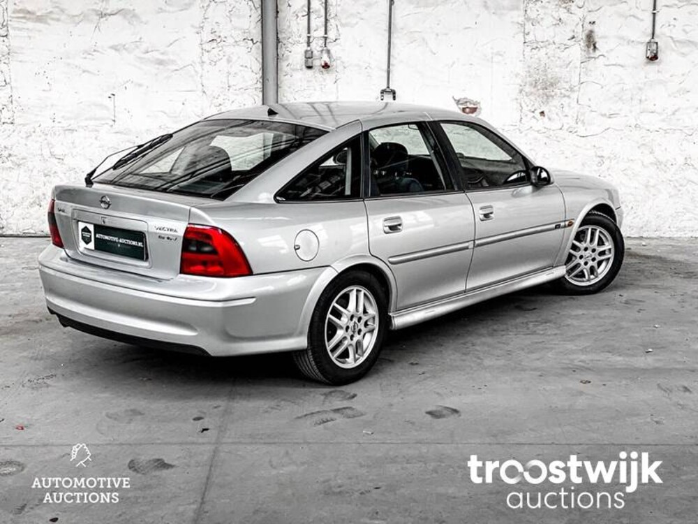 Opel Vectra 1.8-16V Sport Ed. II 116pk 2000 -Orig.NL-, 97-FG-KG