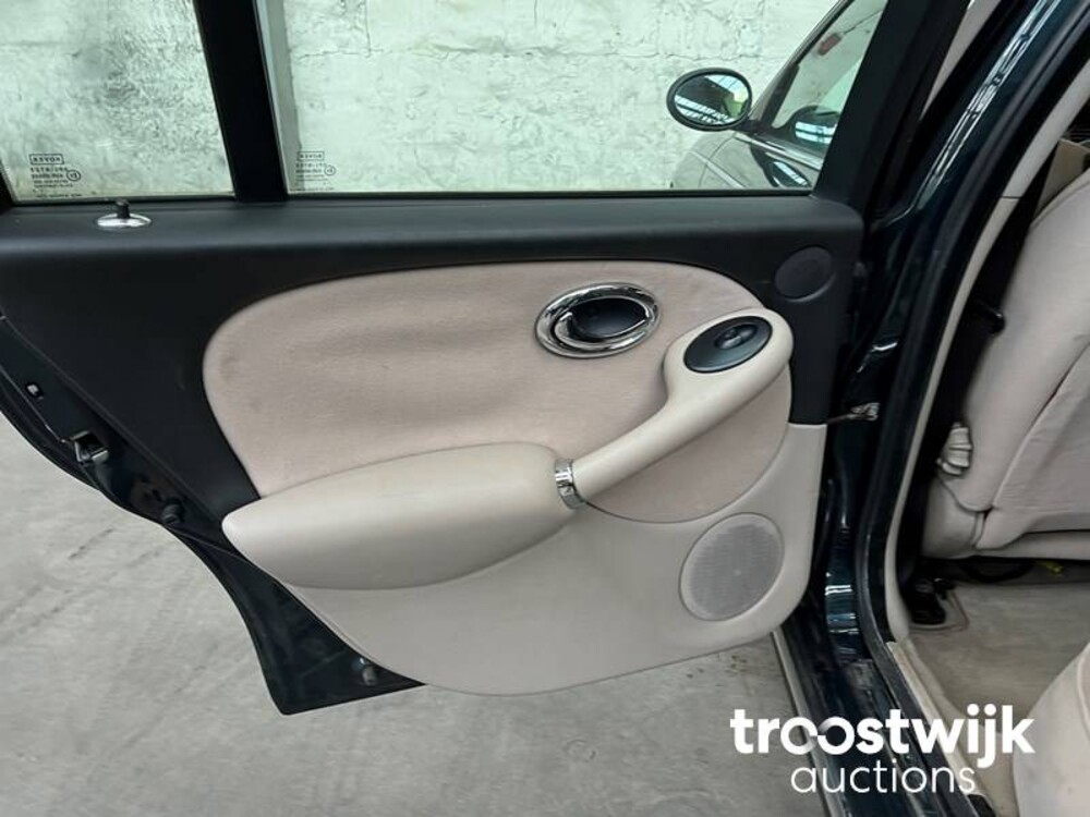 Rover 75 2.0 V6 Club 150pk 2001, -Orig.NL-, 33-GT-ZS