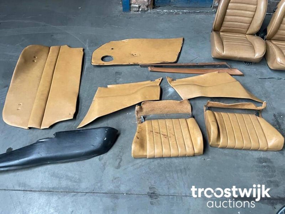 Porsche 911 1975 project auto