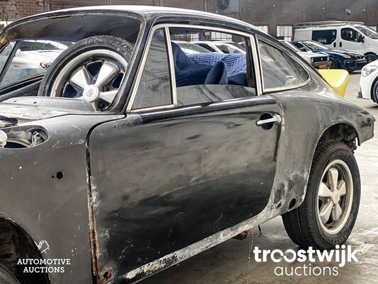 Porsche 911 1975 project car