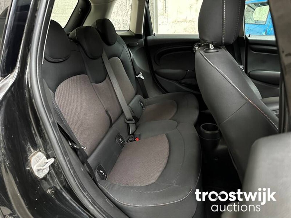 Mini Mini 1.5 One D Salt Bns. 95PS 2015, XK-751-S