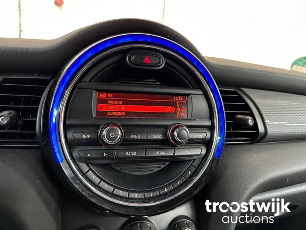 Mini Mini 1.5 One D Salt Bns. 95PS 2015, XK-751-S