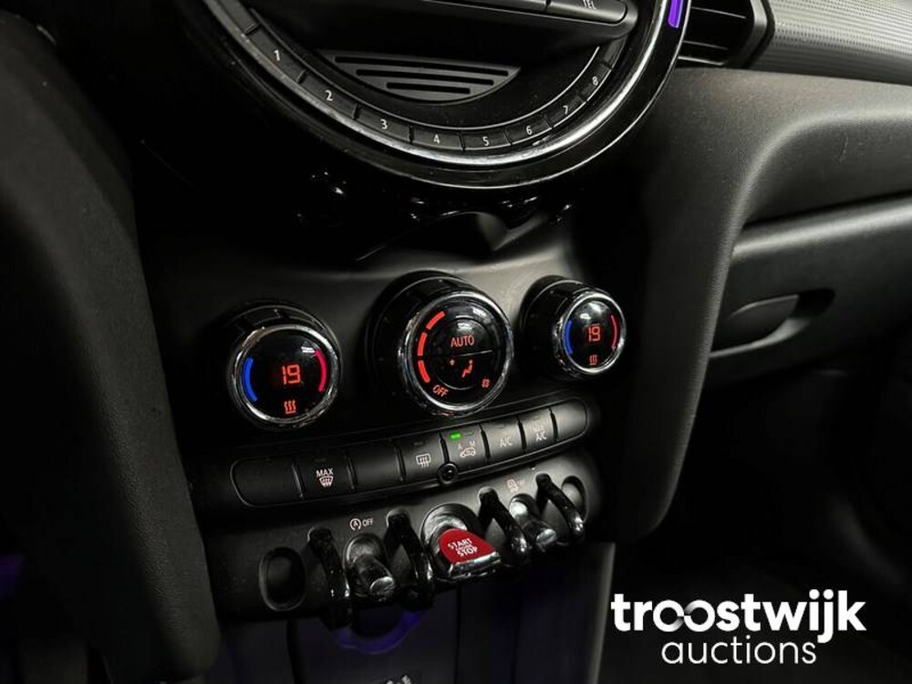 Mini Mini 1.5 One D Salt Bns. 95PS 2015, XK-751-S