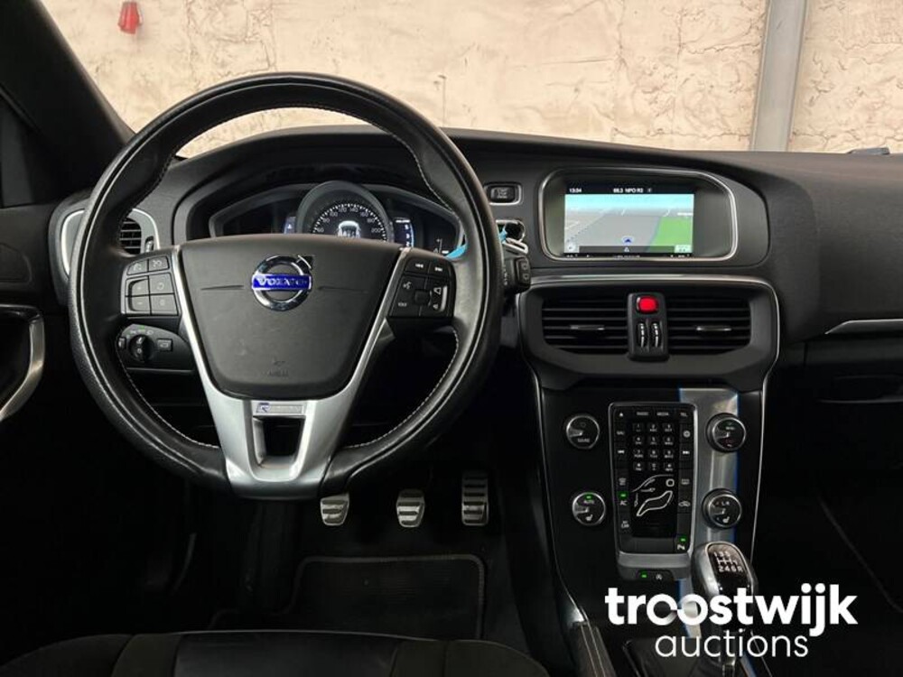 Volvo V40 2.0 D2 R-Design Business 120PS 2015, -Orig.NL-, GT-295-V