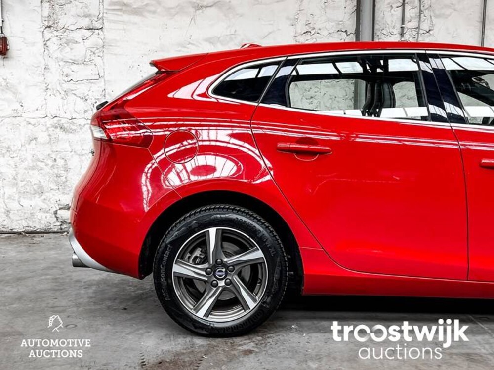 Volvo V40 2.0 D2 R-Design Business 120PS 2015, -Orig.NL-, GT-295-V