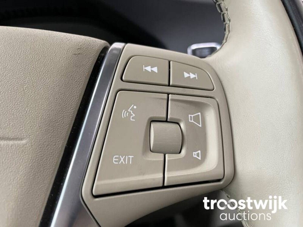 Volvo S60 T5 Summum L 245PS 2016