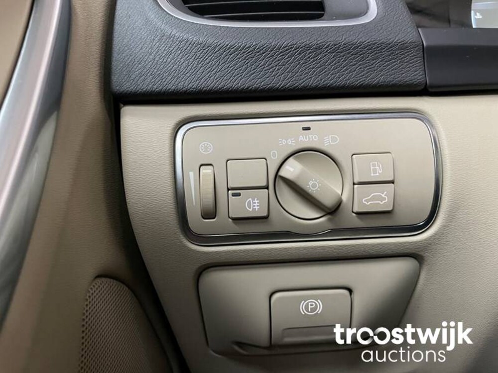 Volvo S60 T5 Summum L 245PS 2016