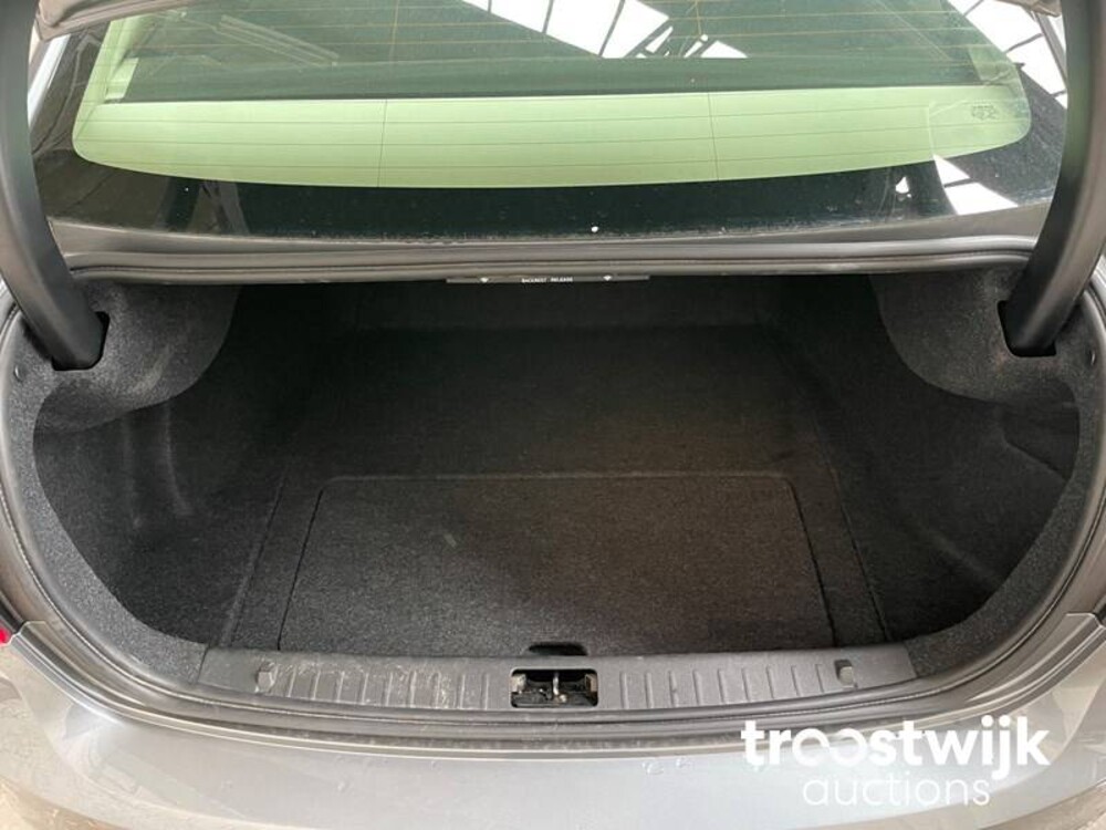 Volvo S60 T5 Summum L 245PS 2016