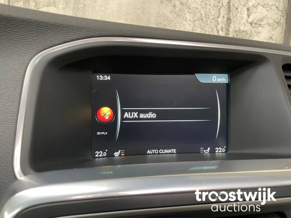 Volvo S60 T5 Summum L 245PS 2016