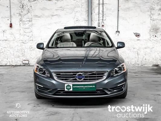 Volvo S60 T5 Summum L 245PS 2016