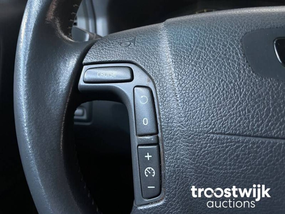 Volvo V70 2.4 Comfort Line 140PS 2001, -Orig.NL-, 13-HG-DF
