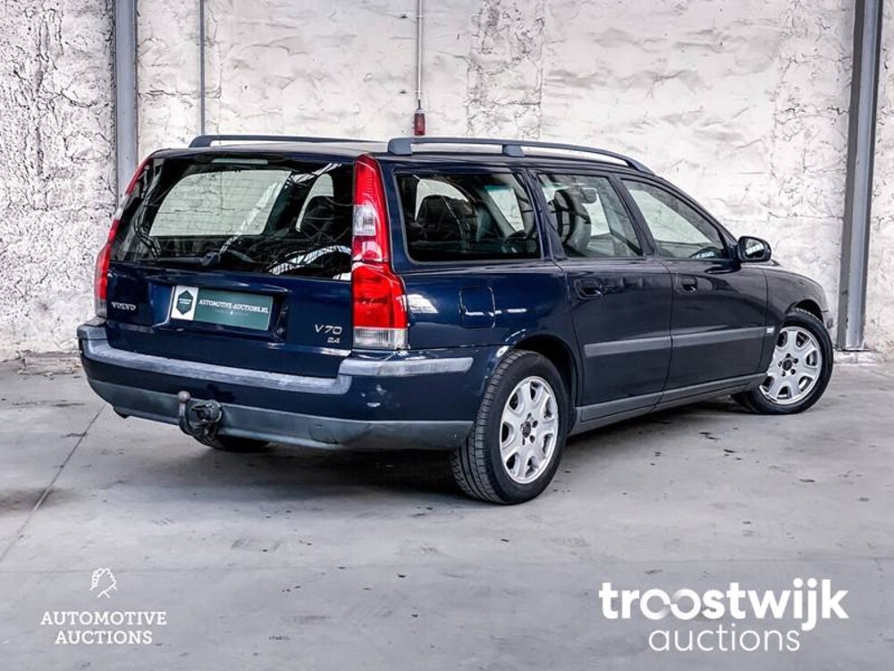 Volvo V70 2.4 Comfort Line 140PS 2001, -Orig.NL-, 13-HG-DF