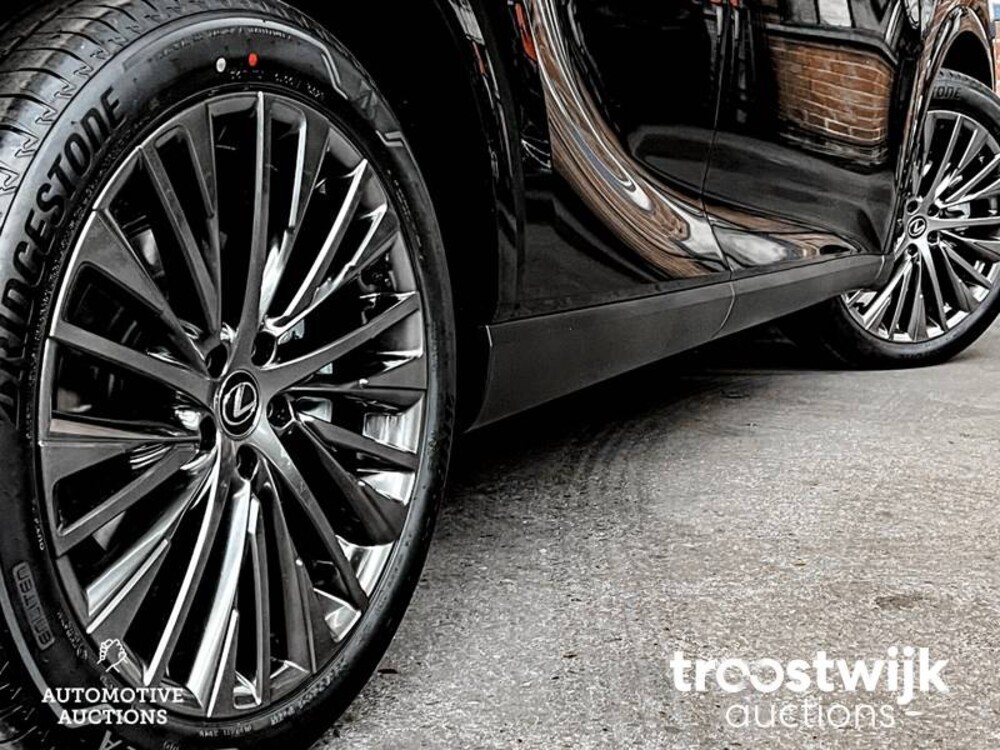 Lexus RX450H+ President  309 PS 2023 RX-Serie -Herstellergarantie-