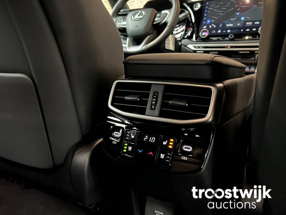 Lexus RX450H+ President  309 PS 2023 RX-Serie -Herstellergarantie-