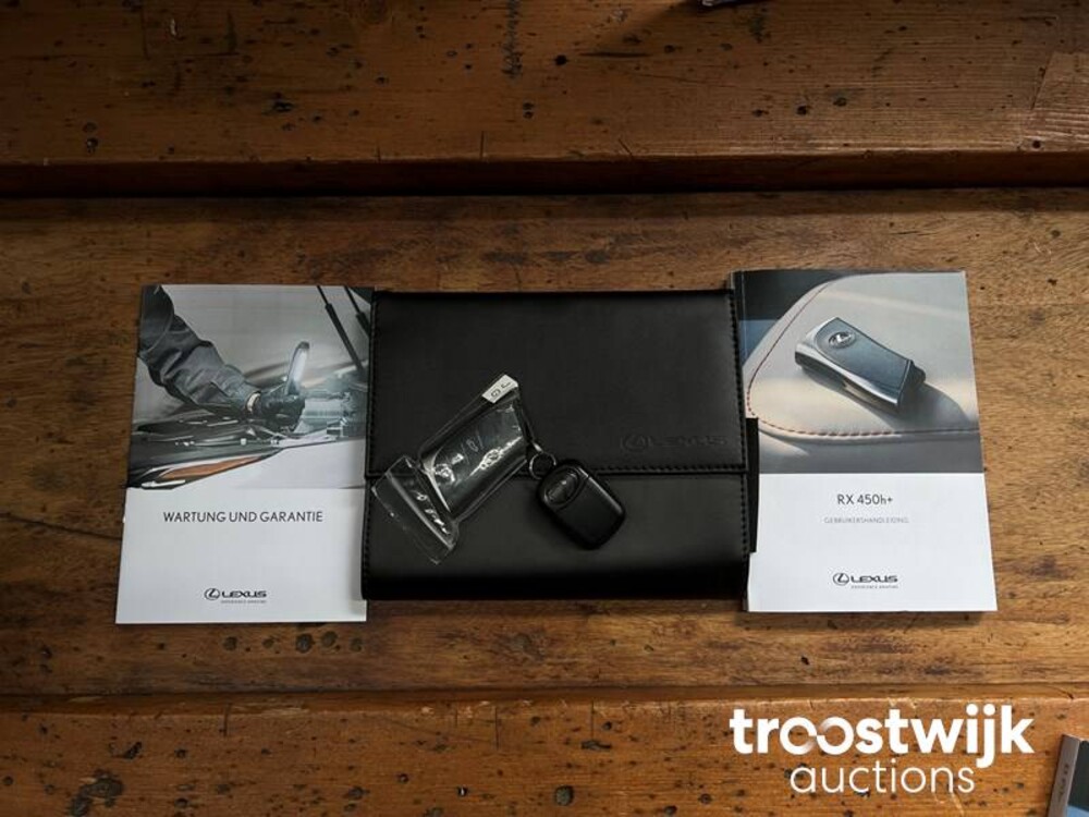 Lexus RX450H+ President  309 PS 2023 RX-Serie -Herstellergarantie-