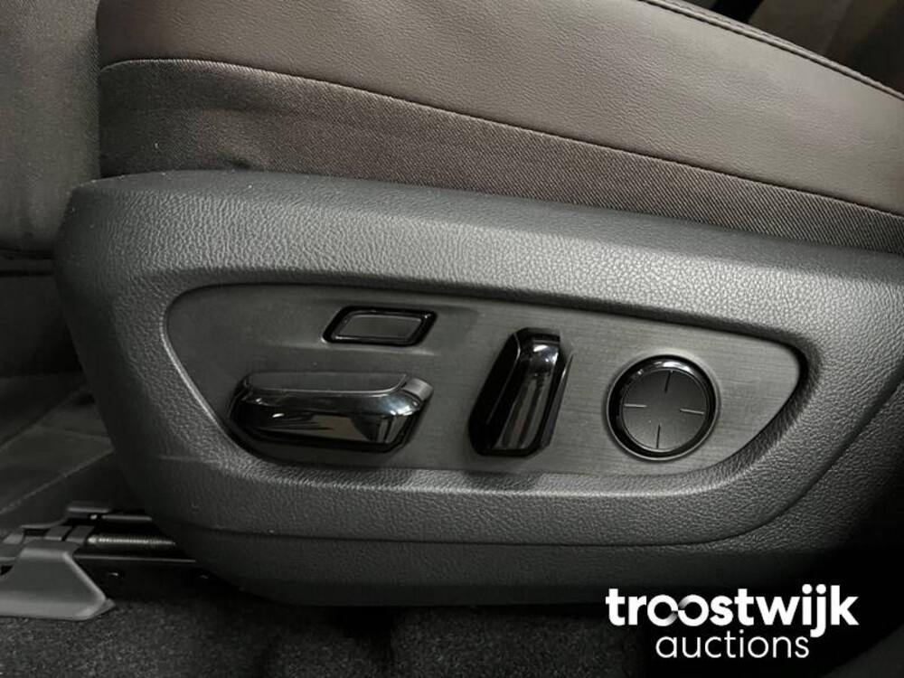 Lexus RX450H+ President  309 PS 2023 RX-Serie -Herstellergarantie-