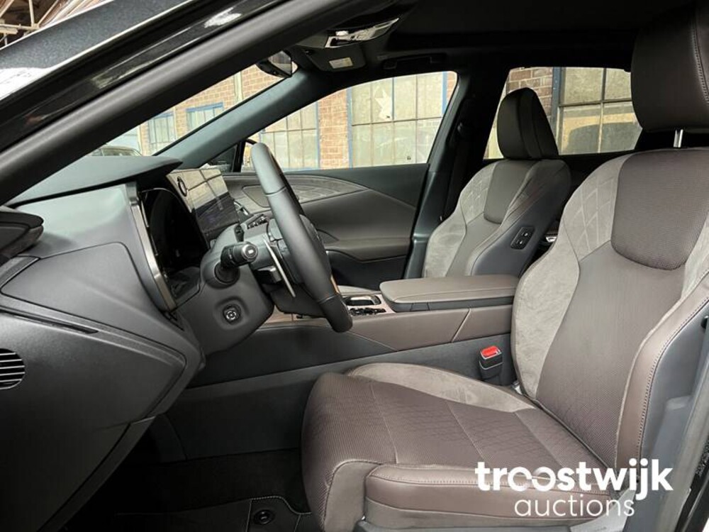 Lexus RX450H+ President  309 PS 2023 RX-Serie -Herstellergarantie-