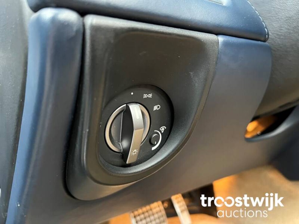 Aston Martin DB9 6.0 V12 450PS 2007