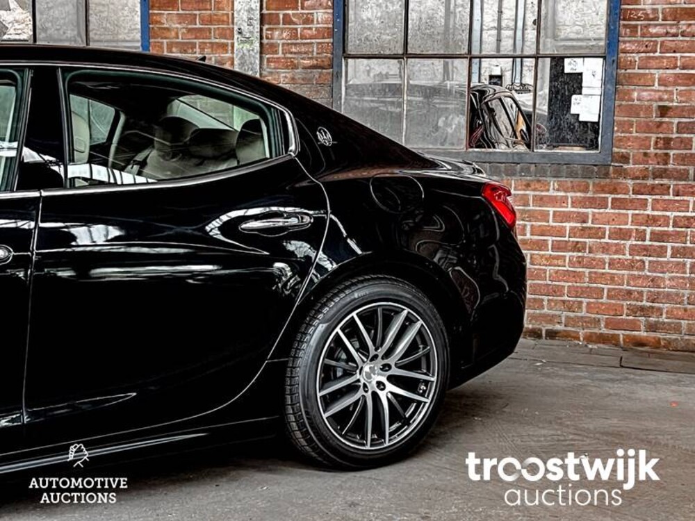 Maserati Ghibli 3.0 V6 330PS 2014 -Orig NL-, 6-TXZ-35